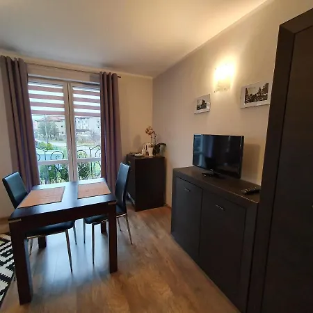 Slow Leba Baltycka - Klimatyzowane Apartamenty Z Aneksami Kuchennymi *